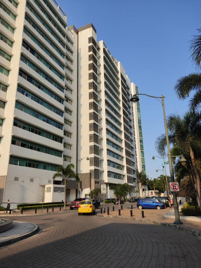 Suite Riverfront Puerto Santa Ana Guayaquil Eksteriør bilde